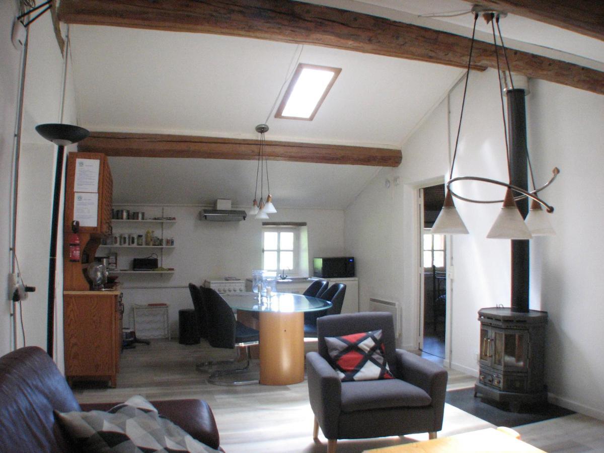 Camping La Vallée Verte Ambert Extérieur photo