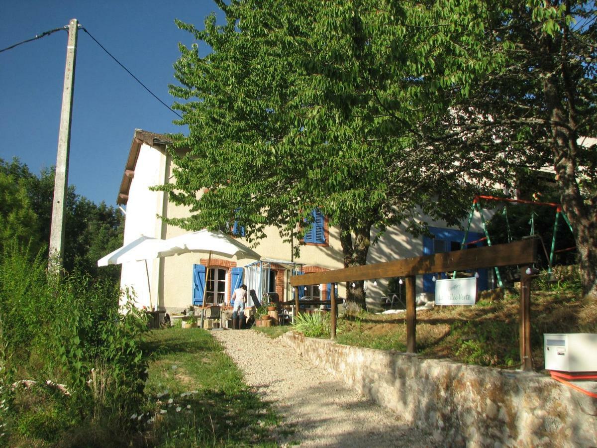 Camping La Vallée Verte Ambert Extérieur photo